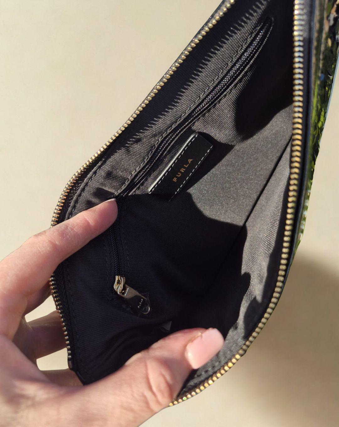 Pochette Donna Furla – Paillettes Nera, Misura Piccola con Manico