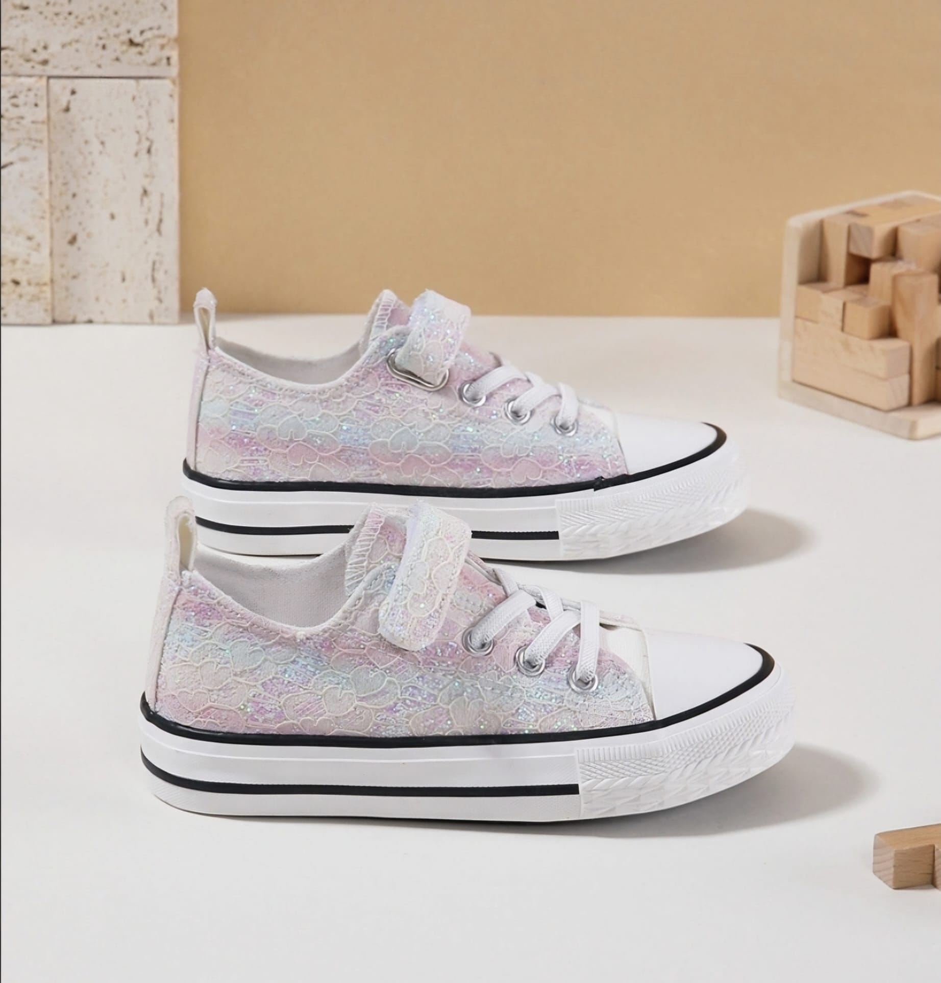 Scarpe Basse Estive Rock and Joy – Glitter con Dettagli in Pizzo